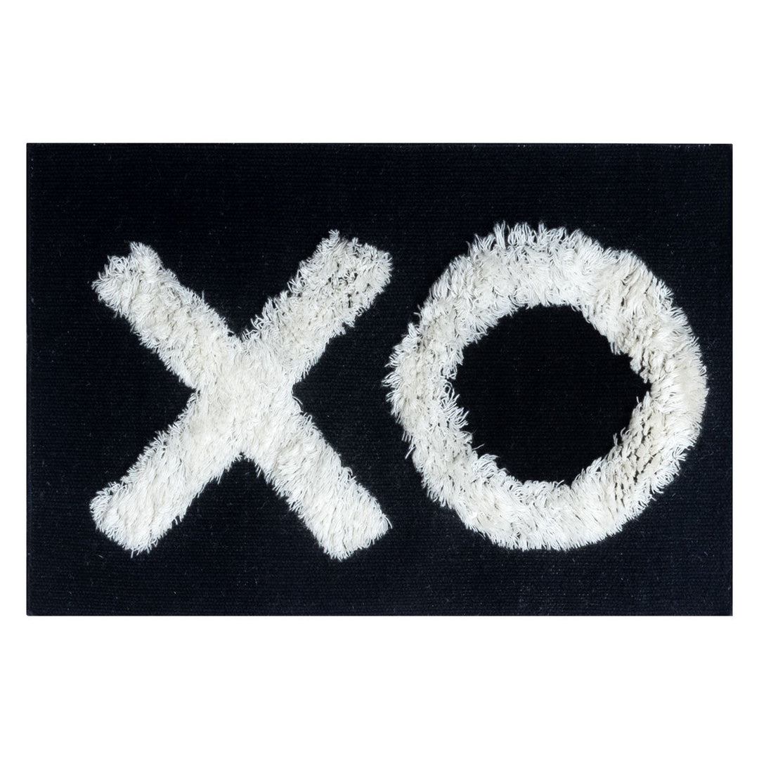 The XO Cosmos Black 2' x 3' Rug