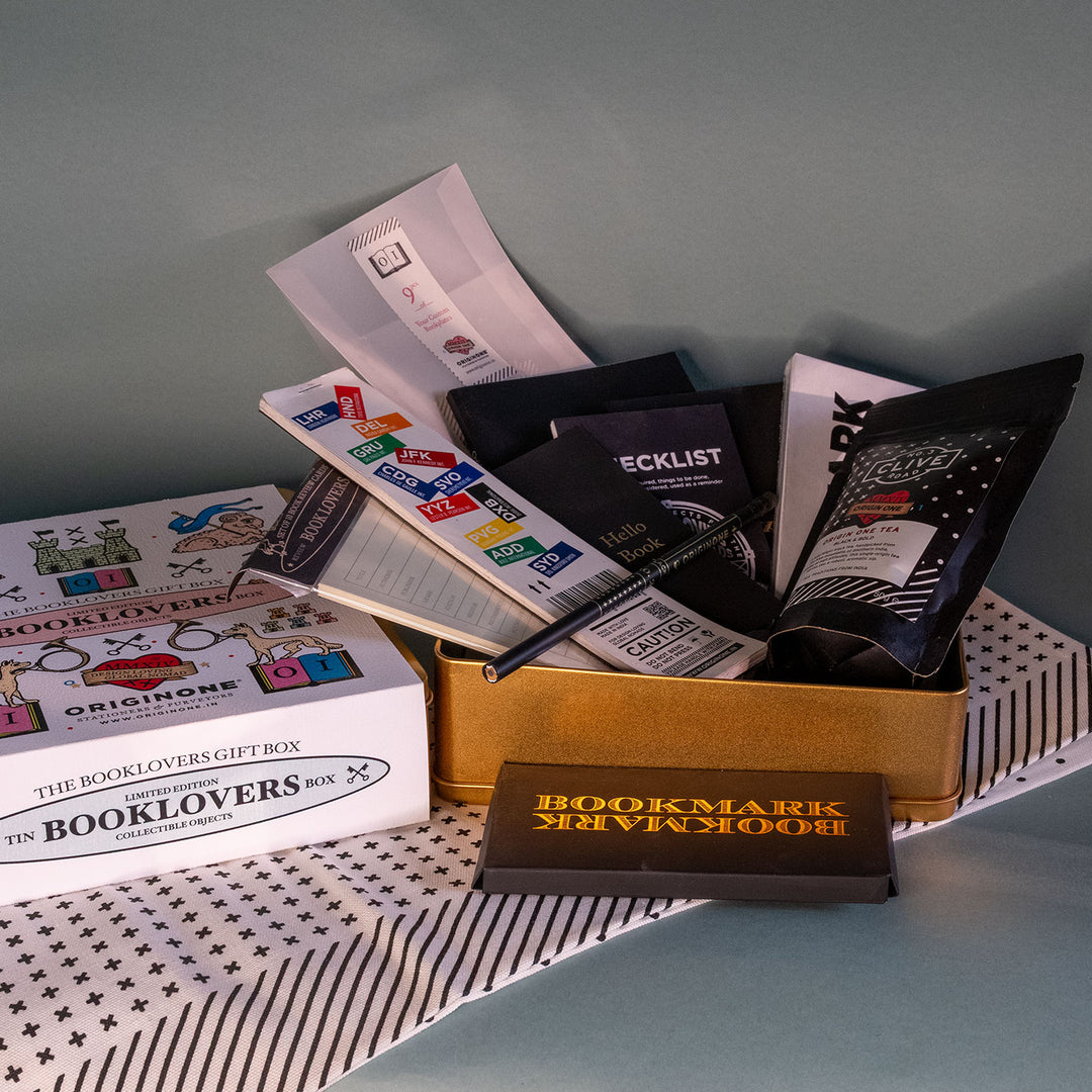 Booklovers Saga Tin Box