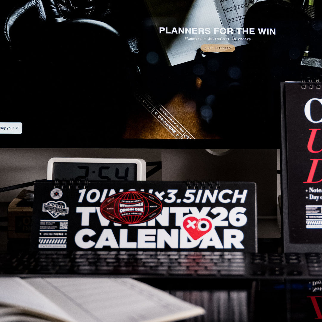 Pano Desktop Calendar 2026