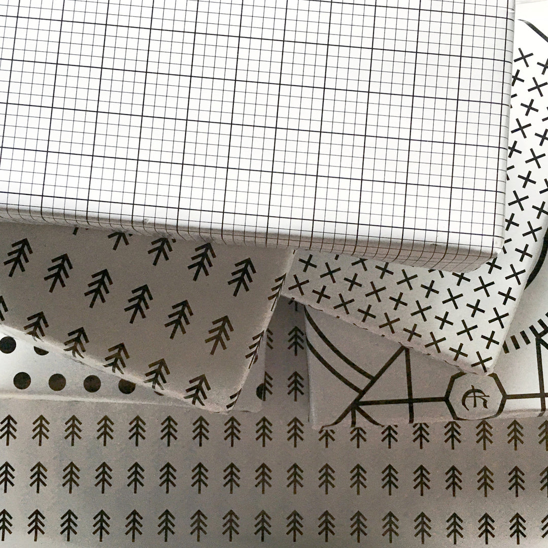 Grid Wrapping Paper Set